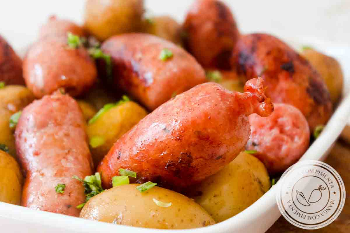 Linguiça de Churrasco com Batatas no Forno