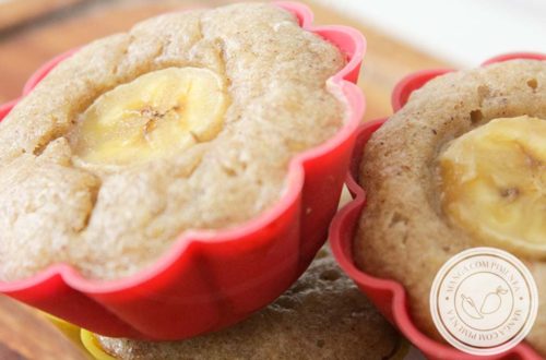 Muffin de Banana e Canela - um bolinho delicioso para levar na lancheira.
