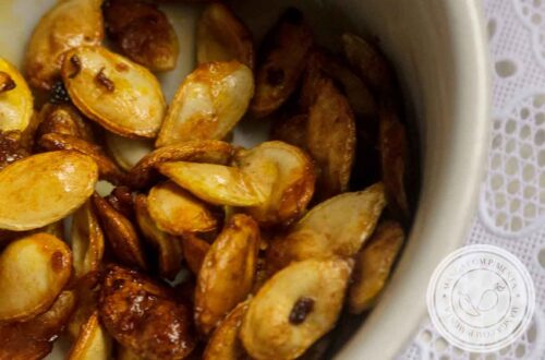 Receita de Sementes de Abóbora frita na frigideira - não jogue as sementes fora, faça um petisco delicioso em poucos minutos.