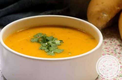 Receita de Sopa Creme de Abóbora e Gengibre - faça uma sopa fácil e rápido nos dias frios de inverno.