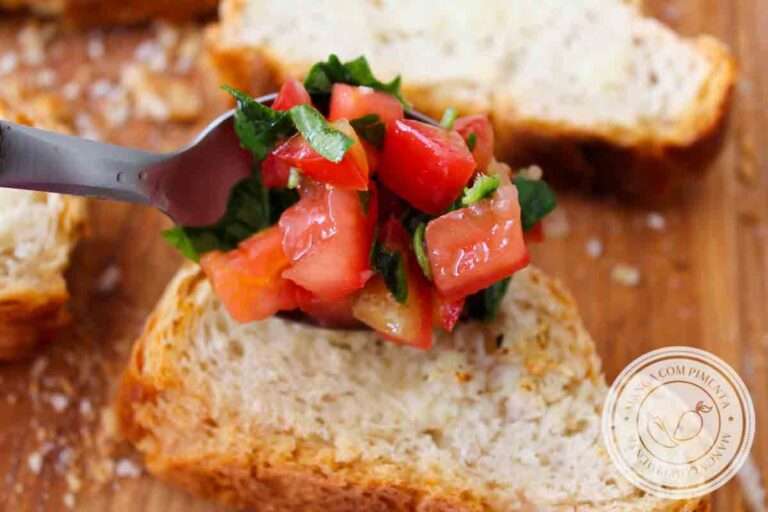 Bruschetta de Tomate e Manjericão - Manga com Pimenta