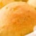 Receita de Pão de Mandioquinha, também conhecida como Batata Baroa ou Batata Salsa - um delicioso pãozinho caseiro para servir no lanche da tarde!