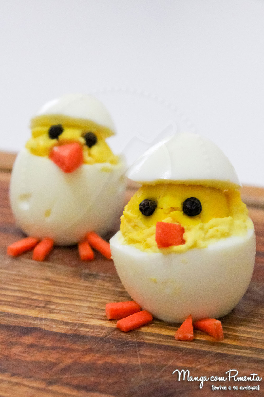 Ovos divertidos em forma de pintinhos