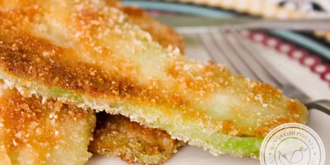 Chuchu Frito à Milanesa - para servir no almoço do dia a dia!