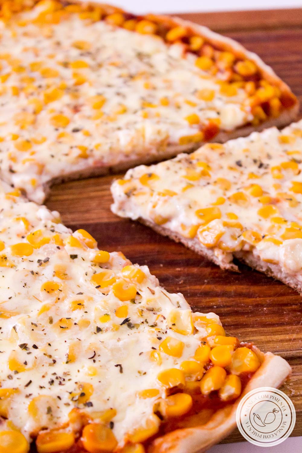 Pizza de Milho Verde e Requeijão - um delicioso lanche caseiro para o final de semana em família!