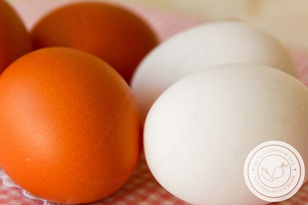 Ovos Brancos e Vermelhos, qual é a diferença?