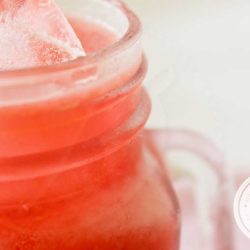 Receita de Limonada de Cereja - uma deliciosa bebida gelada para curtir o verão com a família e amigos.