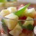 Receita de Salada Caprese no Copinho - um prato finger food para comer nos dias quentes de verão.