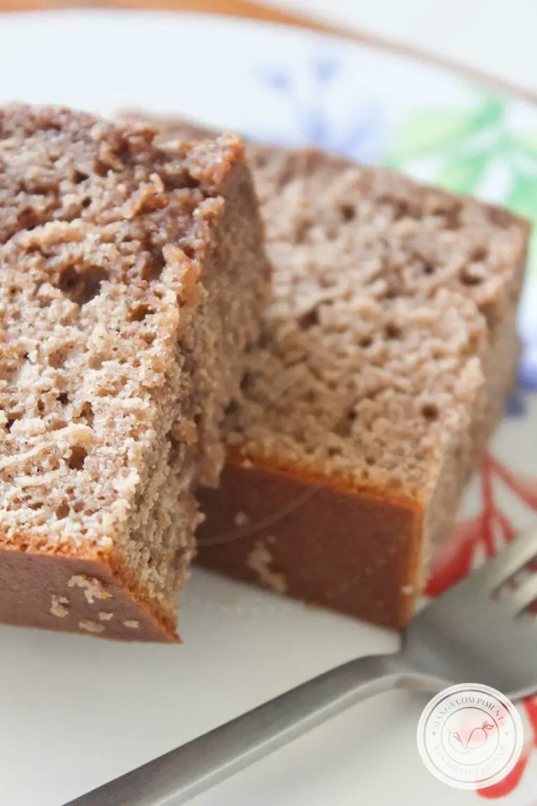Bolo de Chocolate sem Manteiga ou Óleo - Manga com Pimenta