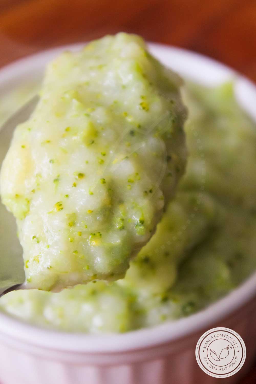 Receita de Purê de Brócolis - um acompanhamento delicioso para o almoço ou jantar da semana da sua família!