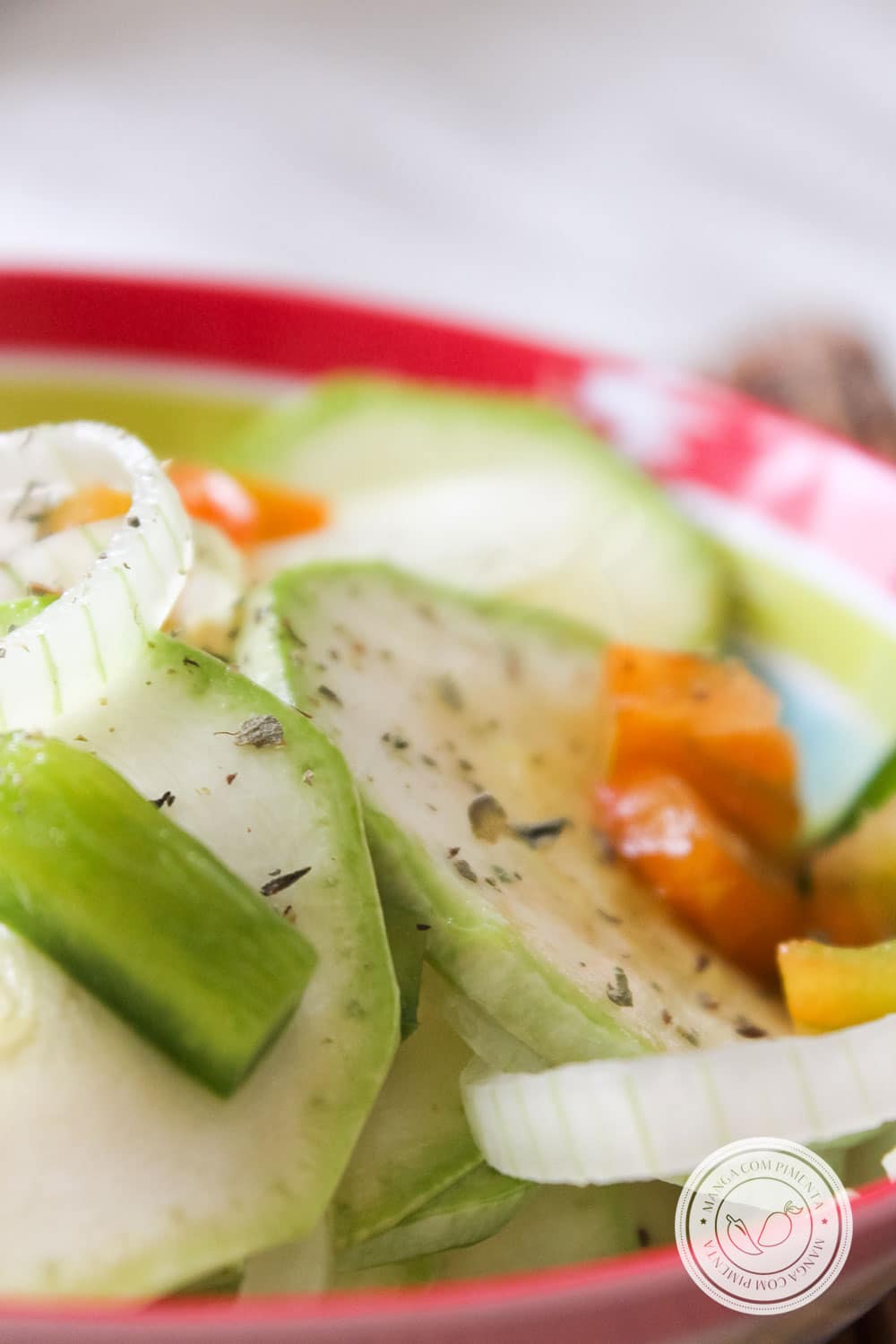 Receita de Salada de Abobrinha Italiana Crua - prepare para o almoço da semana!