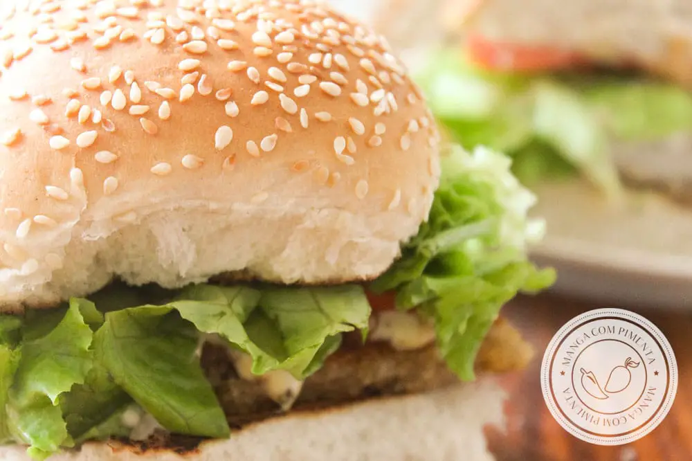 Receita de Hambúrguer de Steak de Peixe  - um lanche fácil e rápido para preparar no final de semana.