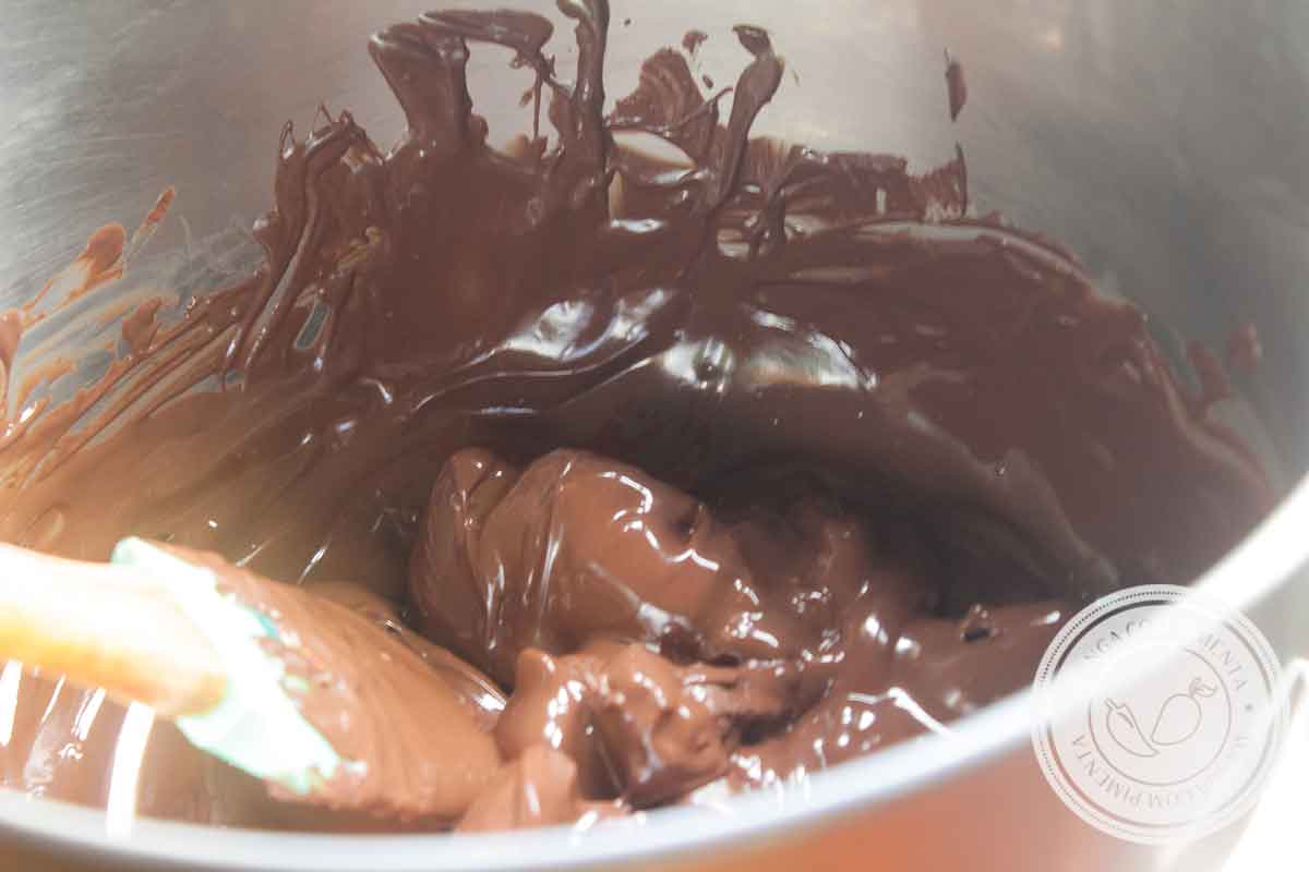 Receita de Fudge de Chocolate - um docinho delicioso para fazer em casa.
