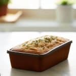 bolo salgado feito com grão de bico sem gluten
