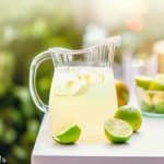 suco de limão com casca